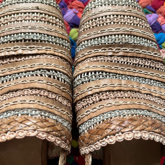 SESTO MEUCCI BROWN WOVEN LEATHER RIBBON SLINGBACK CLOSED TOE FLATS - Picture 3 of 6